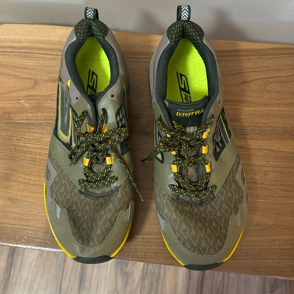 Sketchers performance shoes